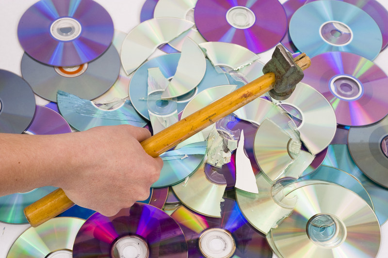 Discover Smart Strategies for Recycling Old Phones